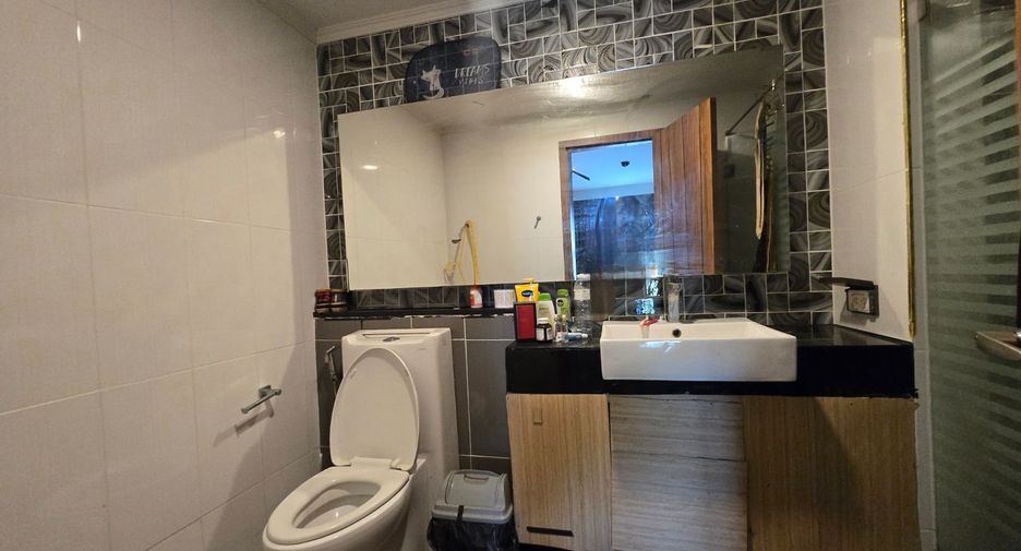 For sale 2 bedrooms condo in Bang Lamung, Chonburi