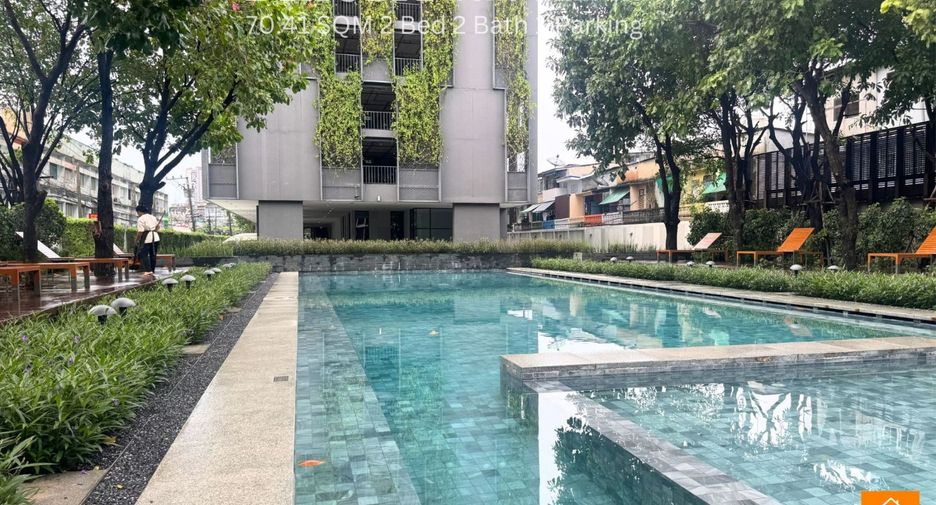 For rent 2 bedrooms condo in Thon Buri, Bangkok