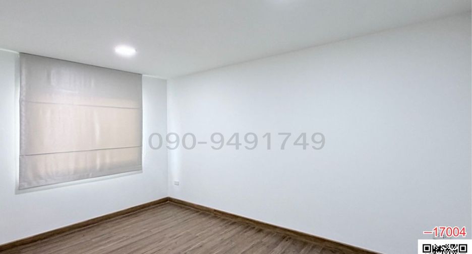 For rent 4 bedrooms townhouse in Suan Luang, Bangkok