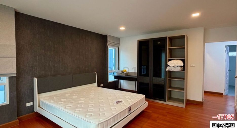 For rent 3 bedrooms house in Suan Luang, Bangkok