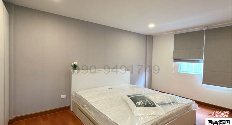 For rent 3 bedrooms house in Suan Luang, Bangkok