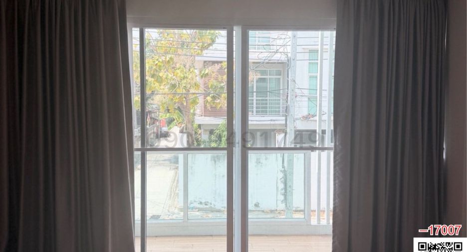 For rent 3 bedrooms house in Suan Luang, Bangkok