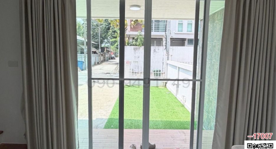 For rent 3 bedrooms house in Suan Luang, Bangkok