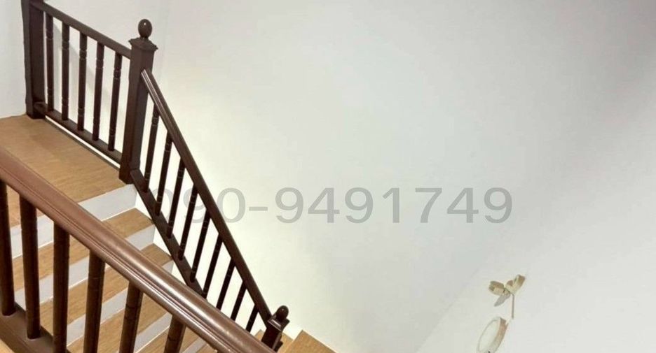 For rent 3 bedrooms house in Phasi Charoen, Bangkok