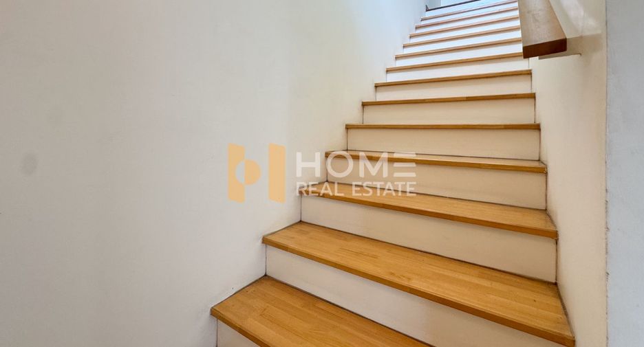 For sale 3 bedrooms townhouse in Suan Luang, Bangkok