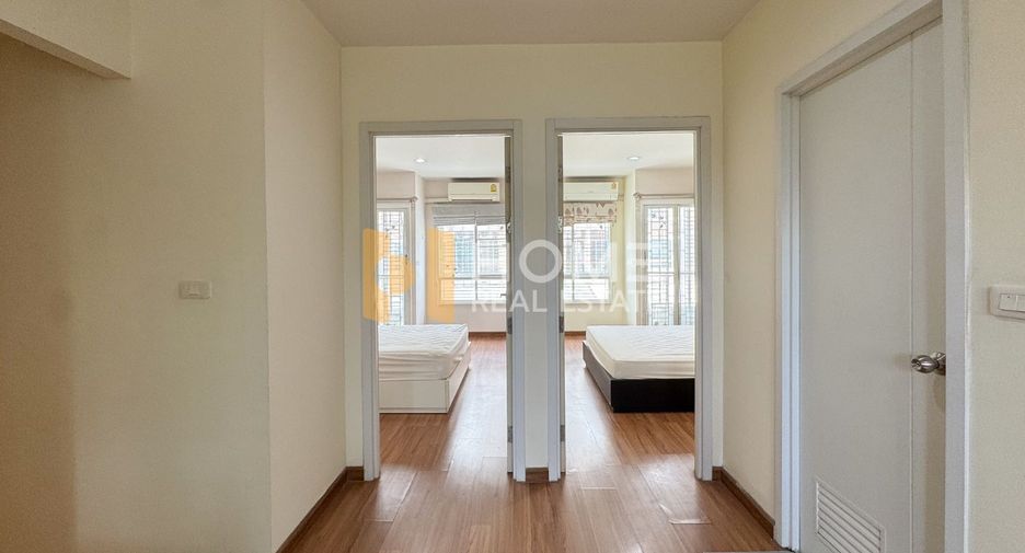For sale 3 bedrooms townhouse in Suan Luang, Bangkok