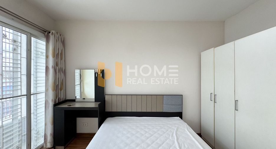 For sale 3 bedrooms townhouse in Suan Luang, Bangkok
