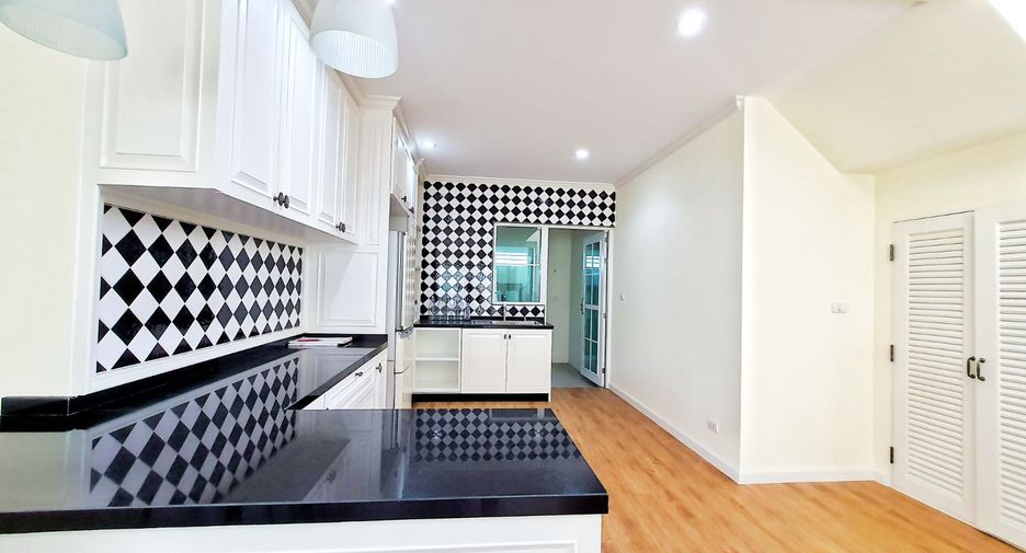 For sale 3 bedrooms house in Bang Kruai, Nonthaburi