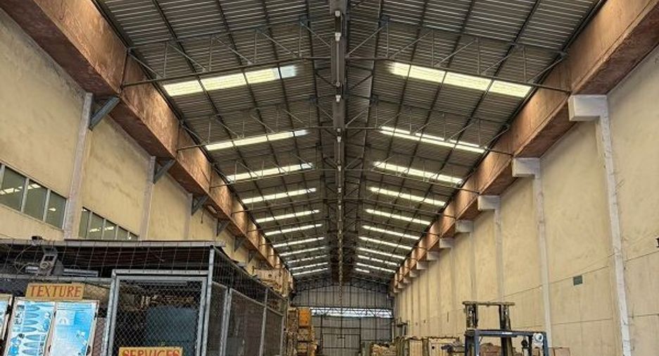 Lagerhaus zur Miete mit 10 Zimmer in Sam Phran, Nakhon Pathom