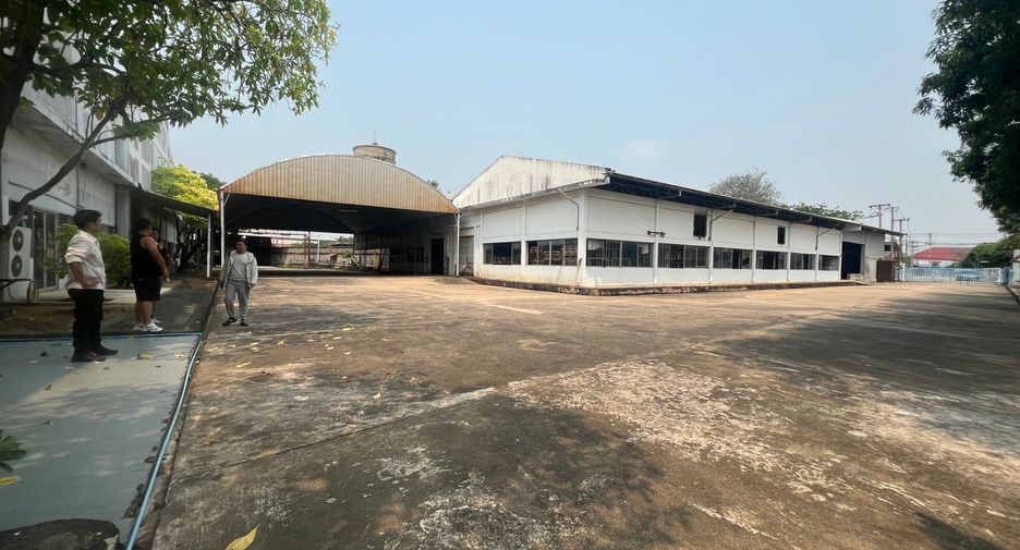 Lagerhaus zur Miete mit 10 Zimmer in Sam Phran, Nakhon Pathom
