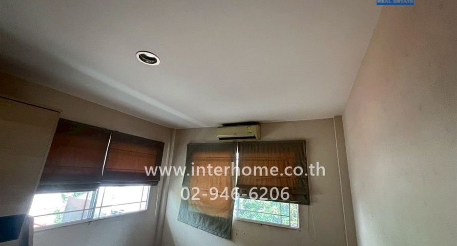 For sale 4 bedrooms house in Mueang Samut Prakan, Samut Prakan