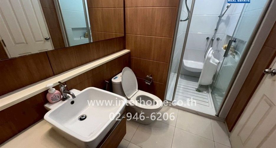 For sale 4 bedrooms house in Mueang Samut Prakan, Samut Prakan