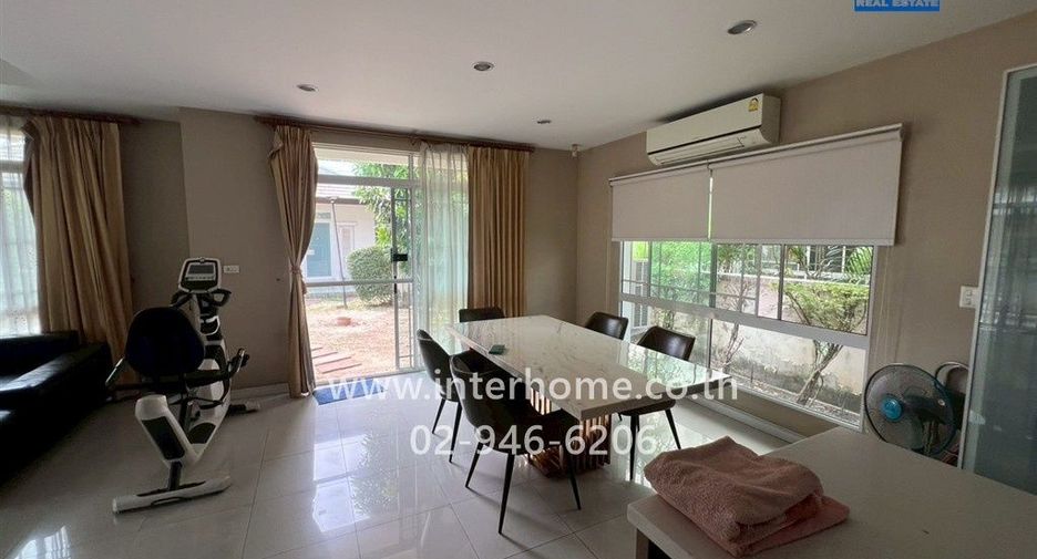 For sale 4 bedrooms house in Mueang Samut Prakan, Samut Prakan