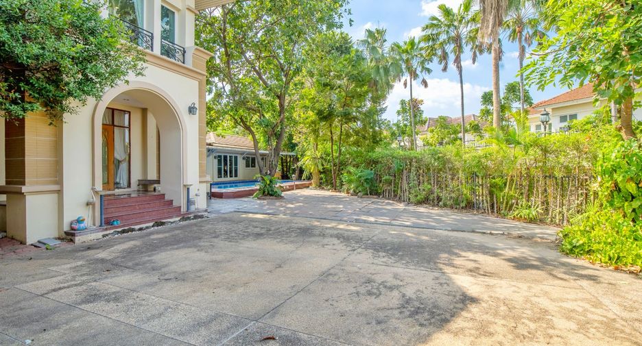 For sale 5 bedrooms house in Bang Kruai, Nonthaburi