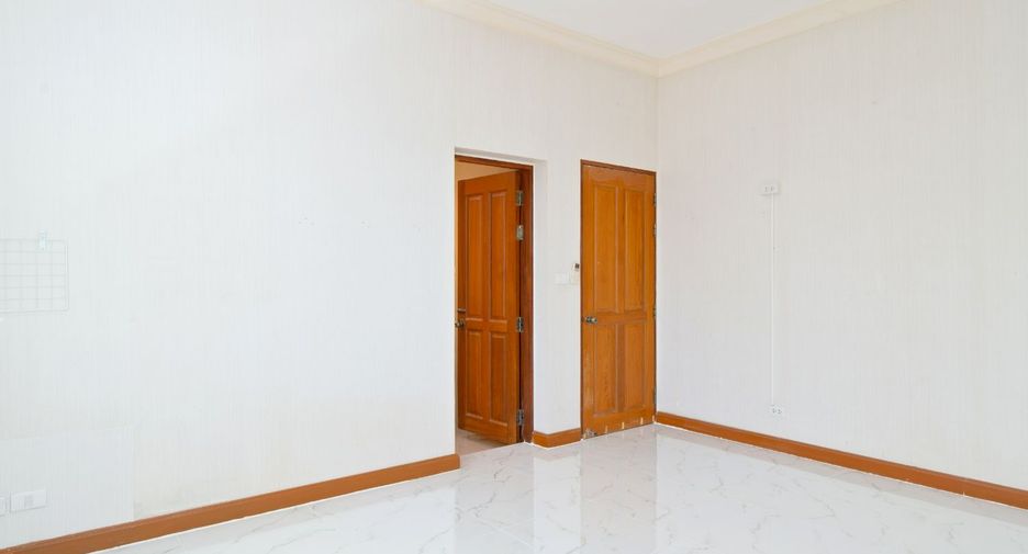For sale 5 bedrooms house in Bang Kruai, Nonthaburi