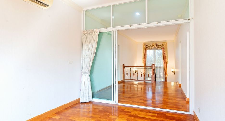For sale 5 bedrooms house in Bang Kruai, Nonthaburi