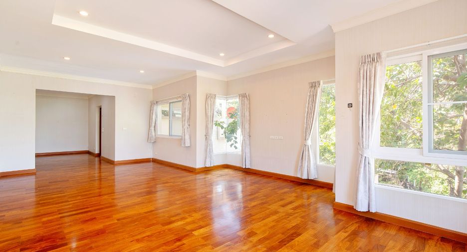 For sale 5 bedrooms house in Bang Kruai, Nonthaburi