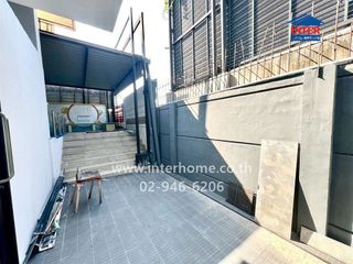 Büro zum Kauf in Wang Thonglang, Bangkok