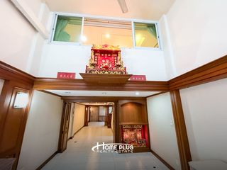 For sale 5 bedrooms retail Space in Thon Buri, Bangkok
