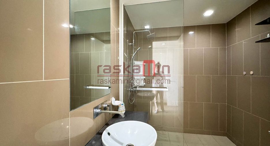 For rent and for sale 2 bedrooms condo in North Pattaya, Pattaya