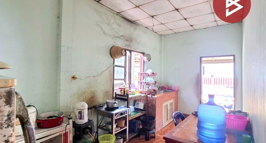 Casa en venta de 4 habitaciones en Mueang Roi Et, Roi Et