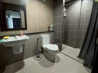 For sale 1 bed condo in Si Racha, Chonburi