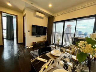 À louer 2 chambres condo à Watthana, Bangkok