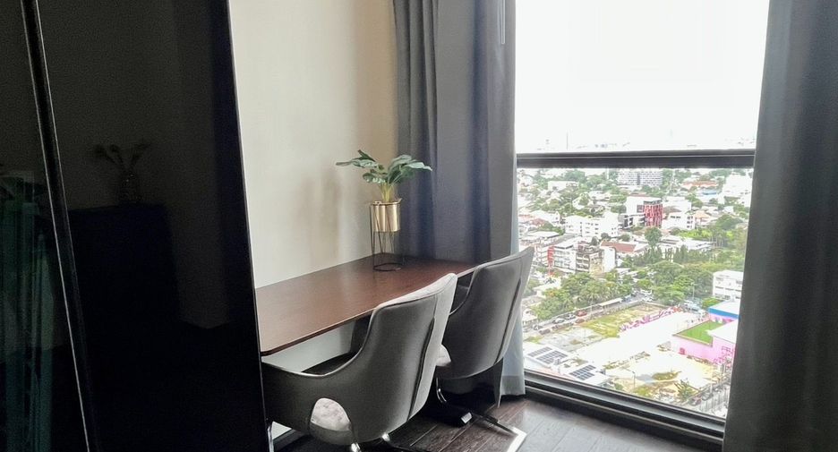 For rent 2 bedrooms condo in Watthana, Bangkok