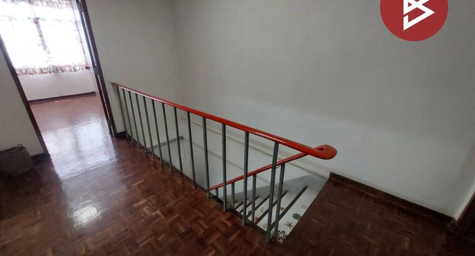 For sale 2 bedrooms townhouse in Bang Kapi, Bangkok