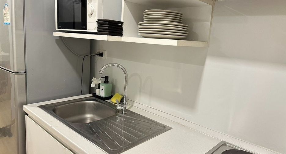 For rent 1 Beds condo in Watthana, Bangkok