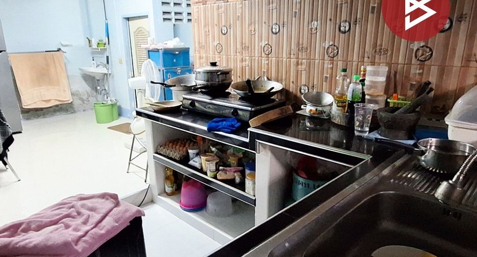 Reihenhaus zum Kauf mit 2 Zimmer in Mueang Nakhon Si Thammarat, Nakhon Si Thammarat
