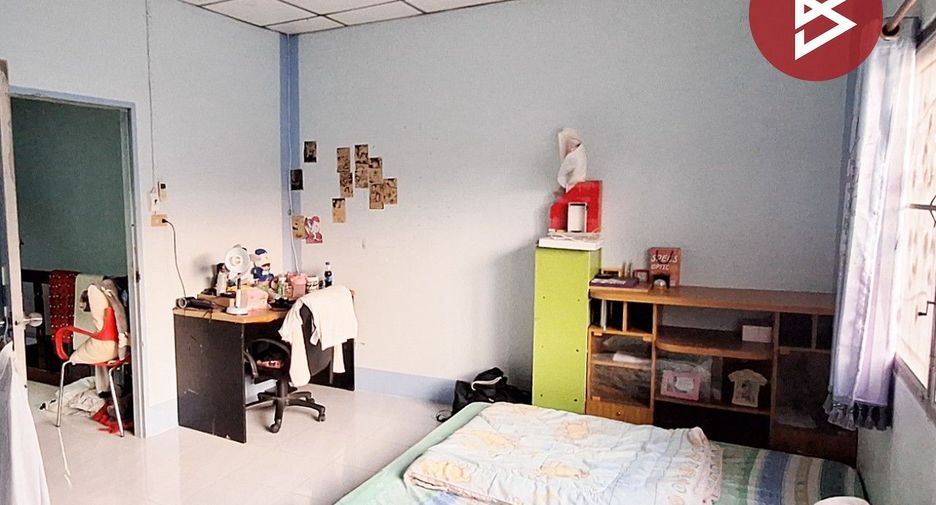 Reihenhaus zum Kauf mit 2 Zimmer in Mueang Nakhon Si Thammarat, Nakhon Si Thammarat