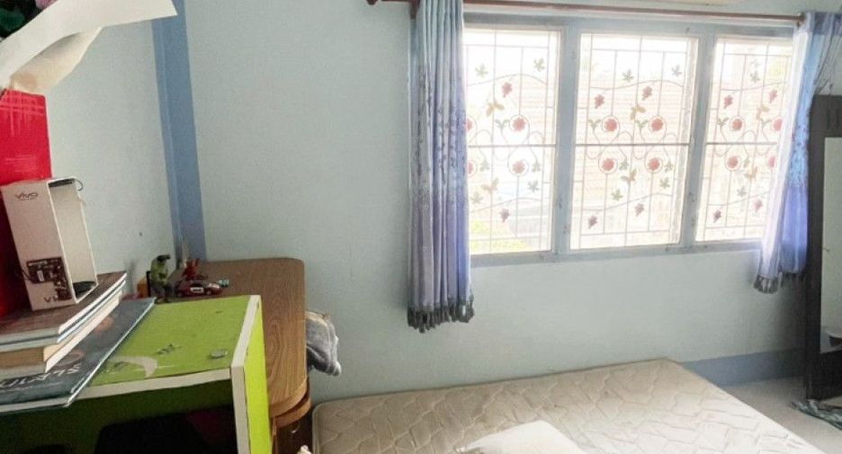 Reihenhaus zum Kauf mit 2 Zimmer in Mueang Nakhon Si Thammarat, Nakhon Si Thammarat