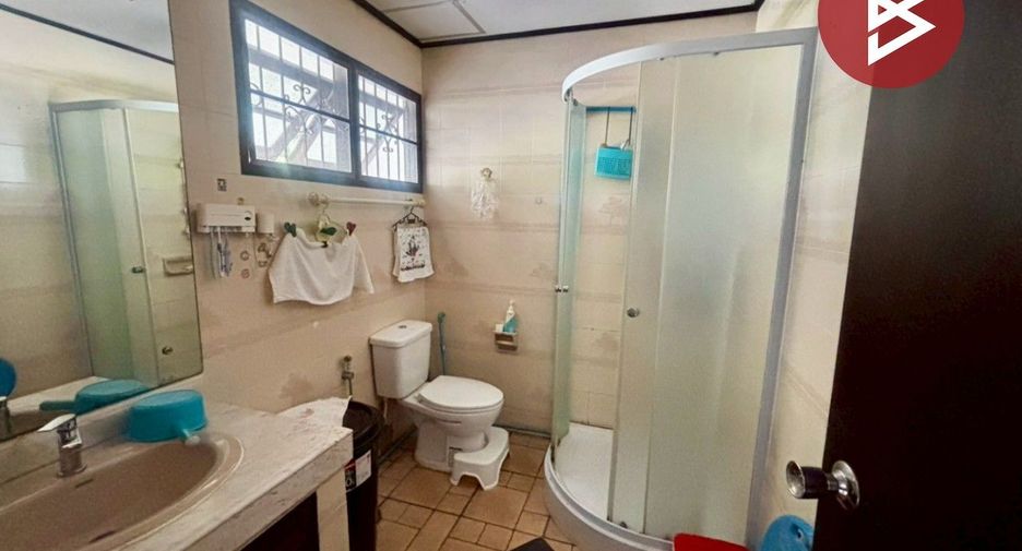 For sale 4 bedrooms house in Bang Phli, Samut Prakan