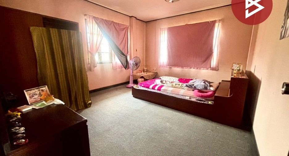 For sale 4 bedrooms house in Bang Phli, Samut Prakan