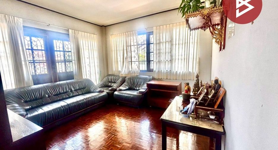 For sale 4 bedrooms house in Bang Phli, Samut Prakan