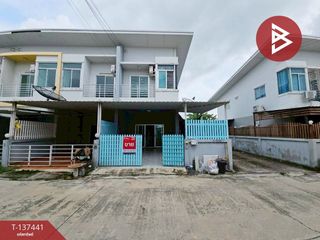 出售 2 卧室 联排别墅 在 Phan Thong, Chon Buri