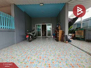 出售 2 卧室 联排别墅 在 Phan Thong, Chon Buri