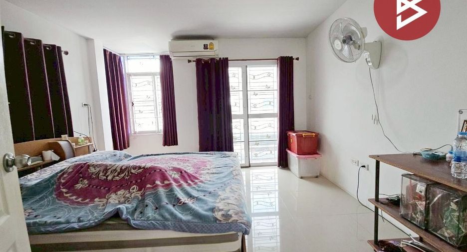 For sale 2 bedrooms townhouse in Phan Thong, Chonburi