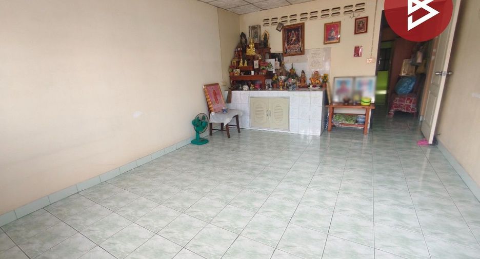 For sale 4 bedrooms townhouse in Bang Khen, Bangkok