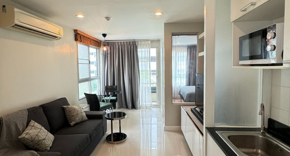 For rent 1 bed condo in Watthana, Bangkok