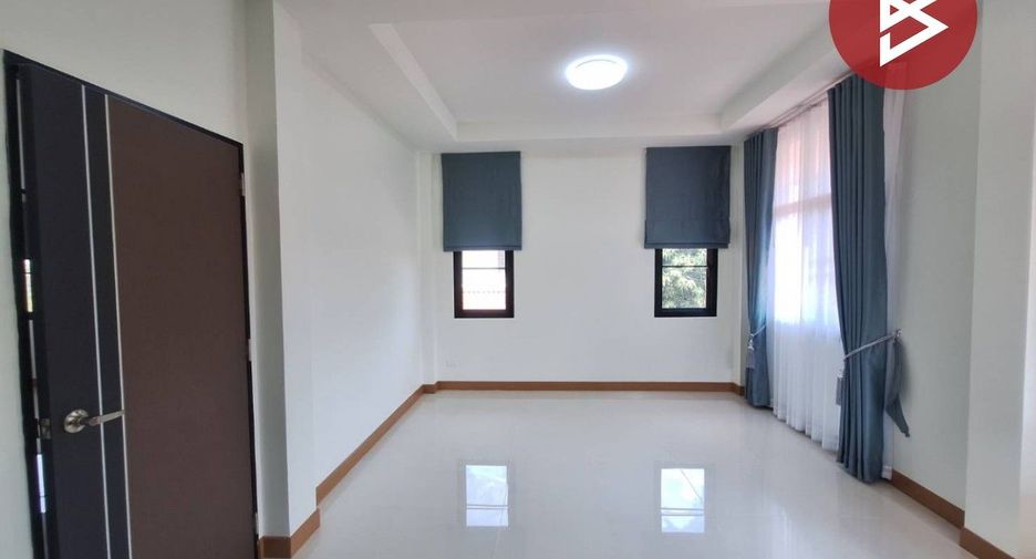 For sale 3 bedrooms house in Lam Luk Ka, Pathum Thani