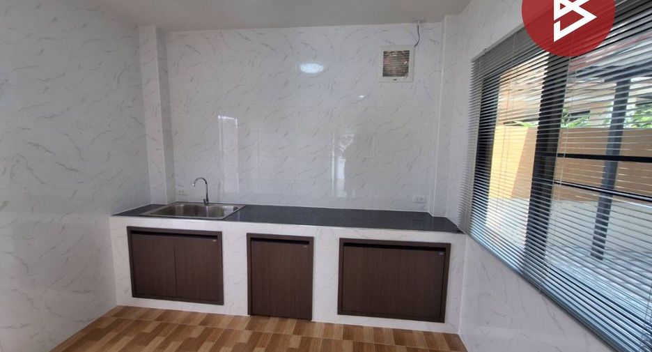 For sale 3 bedrooms house in Lam Luk Ka, Pathum Thani