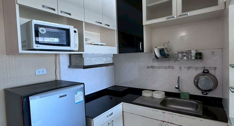 Condo en alquiler de 1 habitaciones en Si Racha, Chonburi