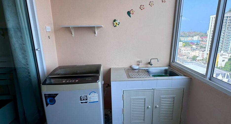 Condo en alquiler de 1 habitaciones en Si Racha, Chonburi