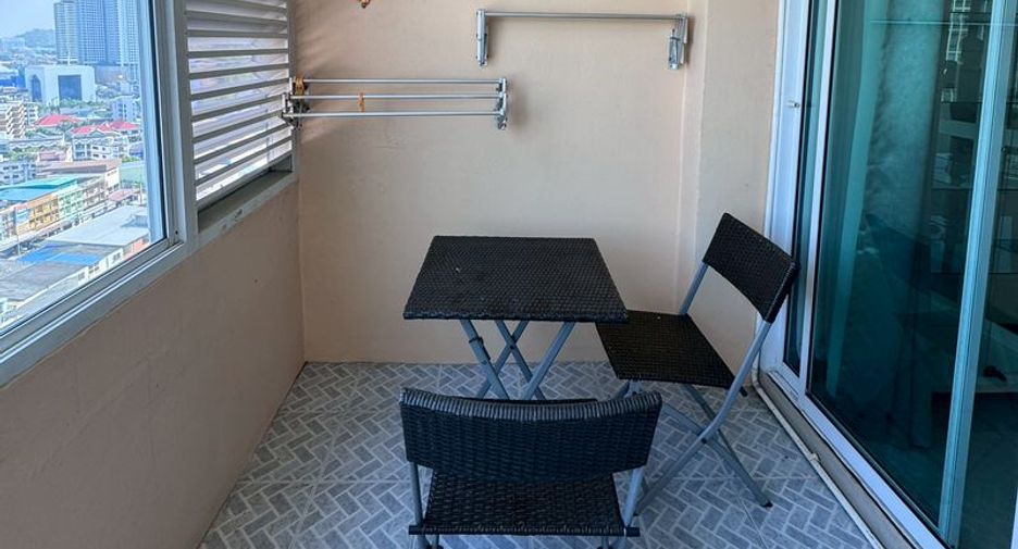 Condo en alquiler de 1 habitaciones en Si Racha, Chonburi