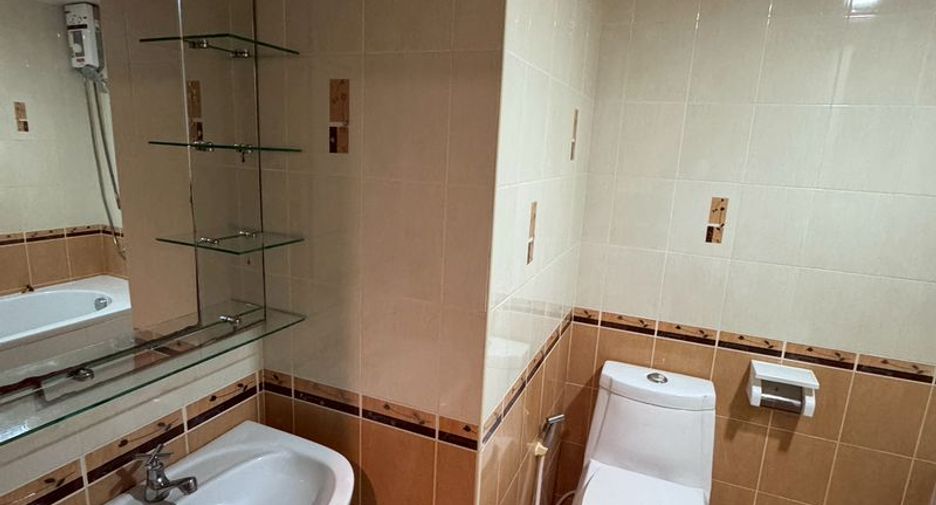 Condo en alquiler de 1 habitaciones en Si Racha, Chonburi