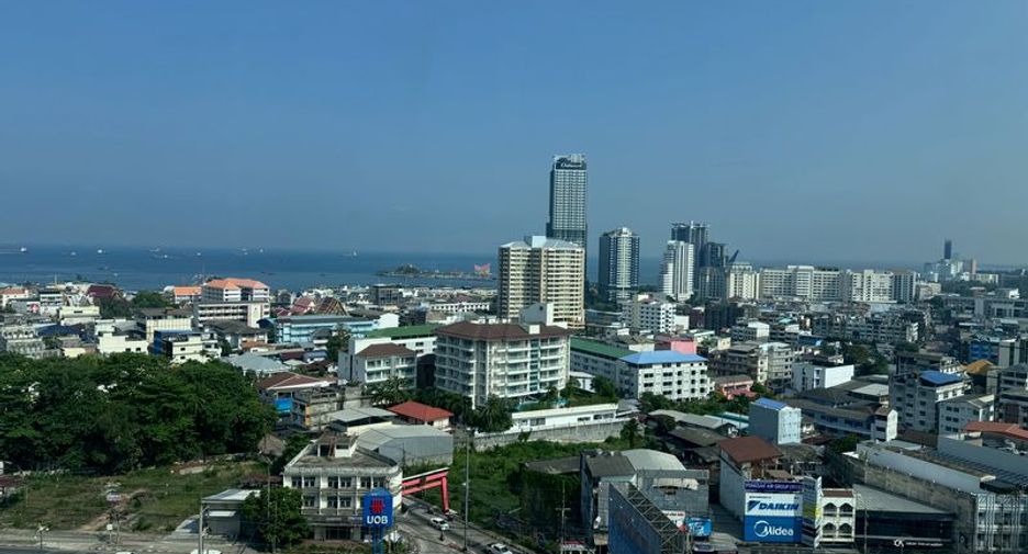 Condo en alquiler de 1 habitaciones en Si Racha, Chonburi