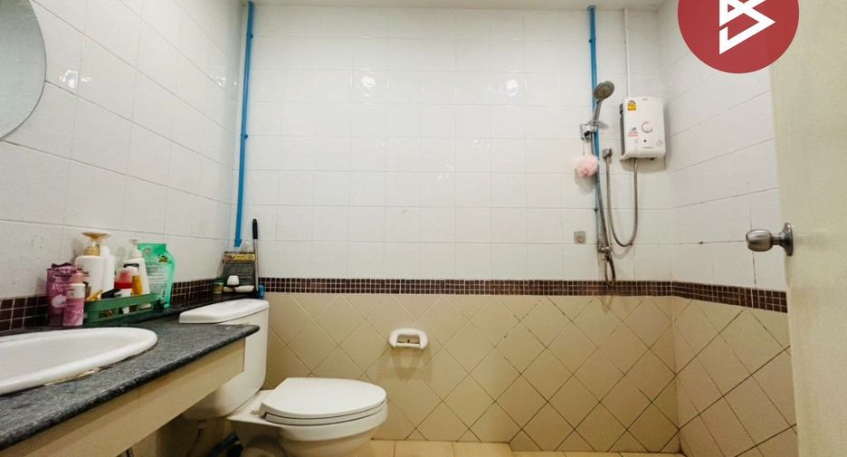 À vendre 3 chambres maison de ville à Mueang Nakhon Pathom, Nakhon Pathom