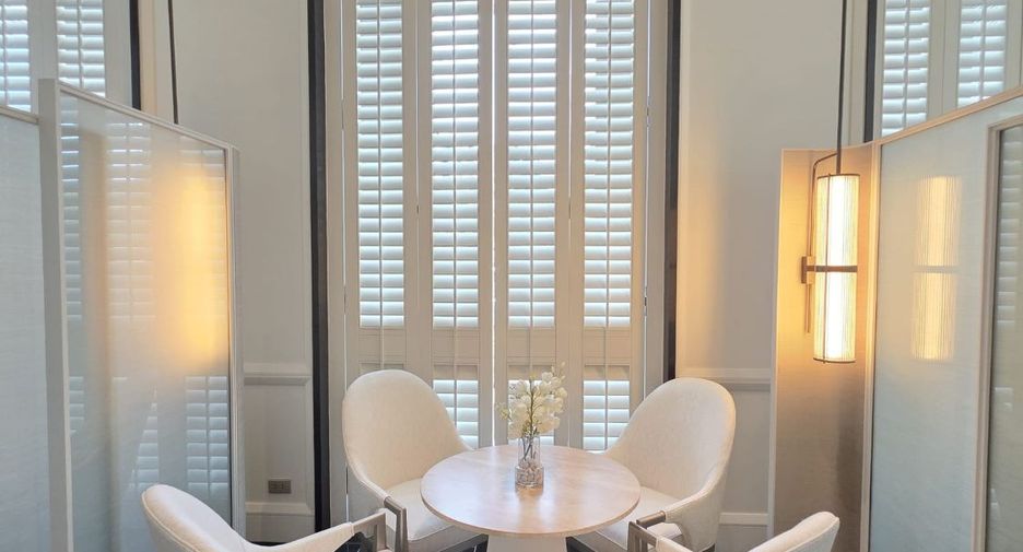 For sale 4 bedrooms condo in Khlong Toei, Bangkok